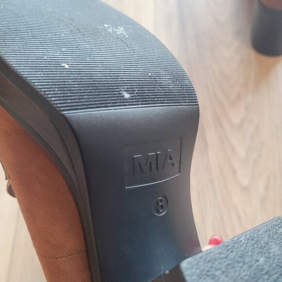 MIA Warm Brown Suede Tassel Heeled Platform Loafers Courts - Picture 2 of 5